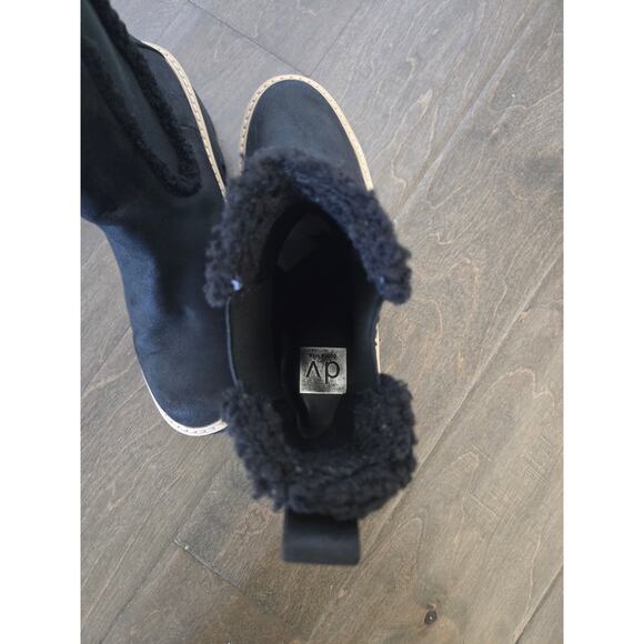 Dolce Vita Vandi Black Lug Sole Chelsea Boots Size 9.5 Platform Block Heel - Picture 7 of 7